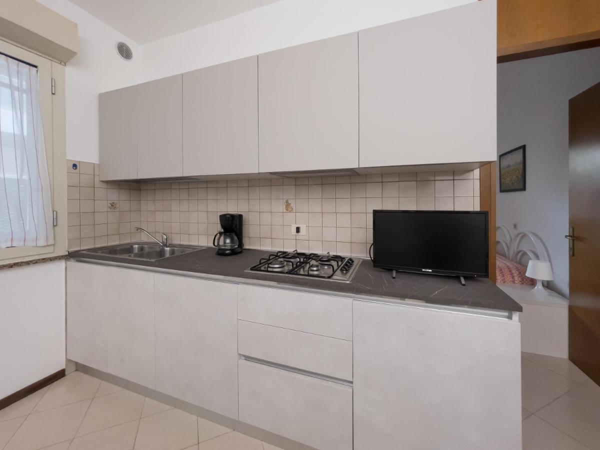 Casa Guglielmo E Anna Villa Lignano Sabbiadoro Eksteriør billede