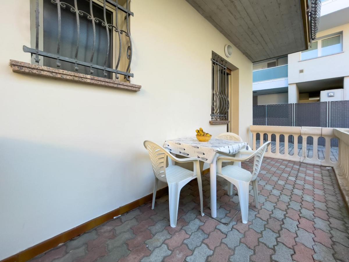 Casa Guglielmo E Anna Villa Lignano Sabbiadoro Eksteriør billede